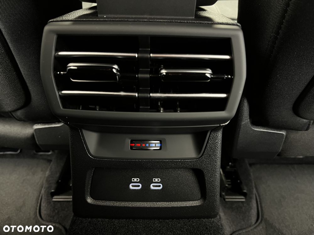 Audi A3 Sportback TFSI mHEV 110 kW Advanced S tronic - 29