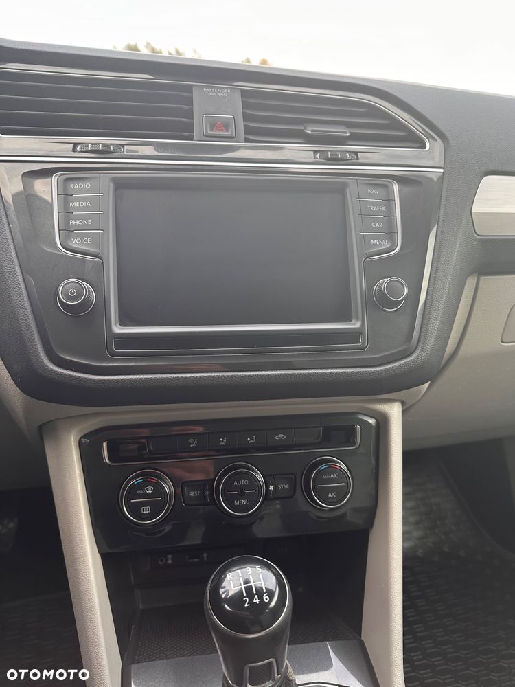 Volkswagen Tiguan 1.6 TDI BMT SCR Trendline - 20