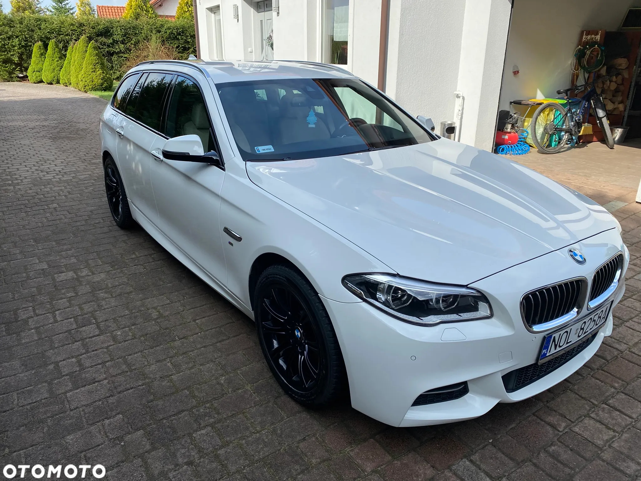 BMW Seria 5 520d xDrive Luxury Line - 3