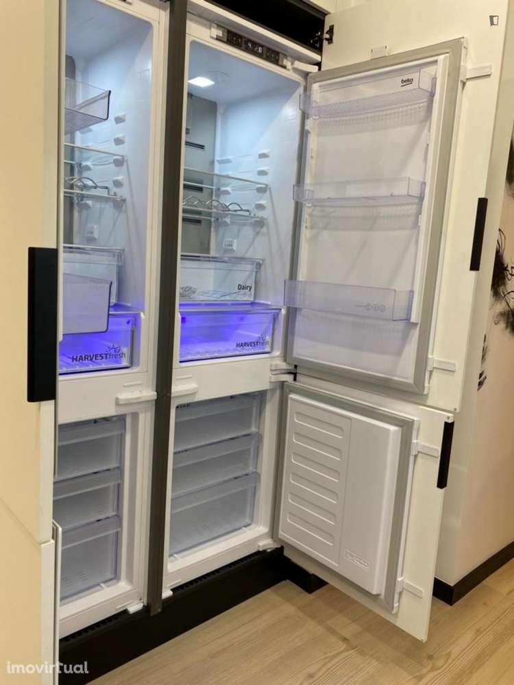 Quarto - localizado em Setubal - Grande imagem: 5/12