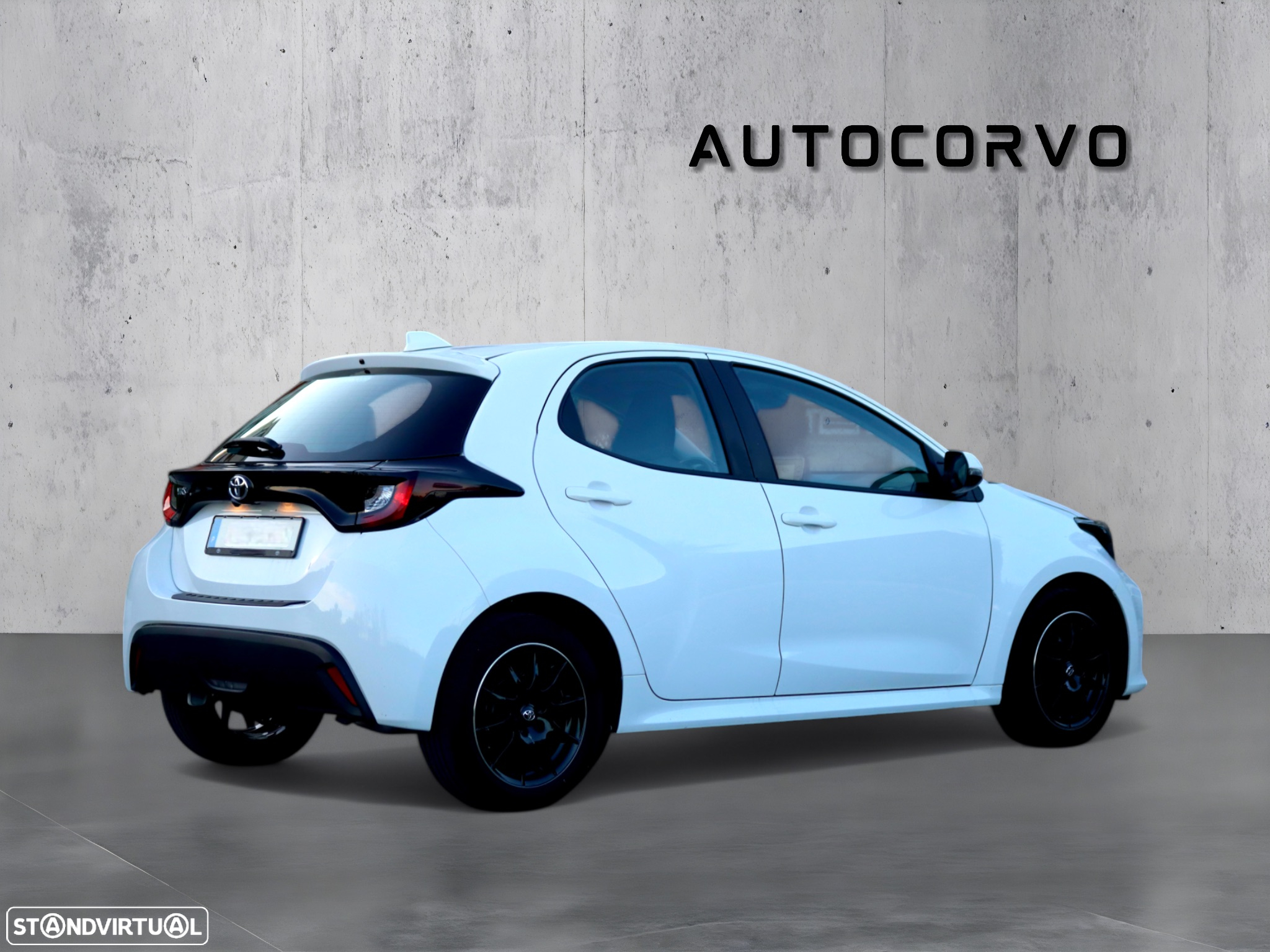Toyota Yaris 1.0 VVT-i Comfort Plus - 3