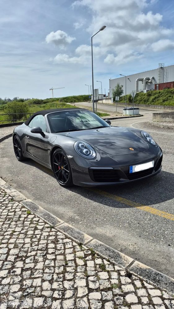 Porsche 911 Série F - 1