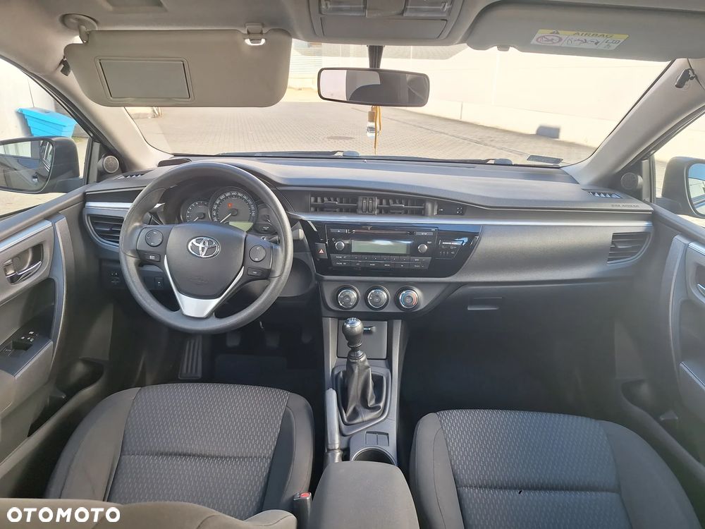 Toyota Corolla - 9