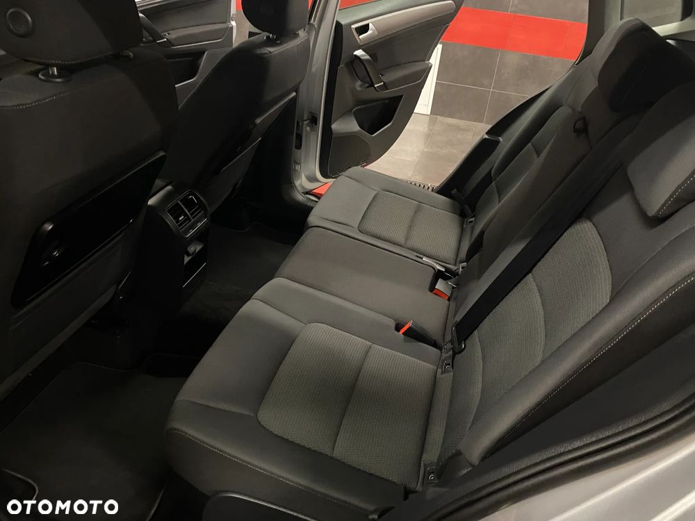 Volkswagen Golf Sportsvan - 13