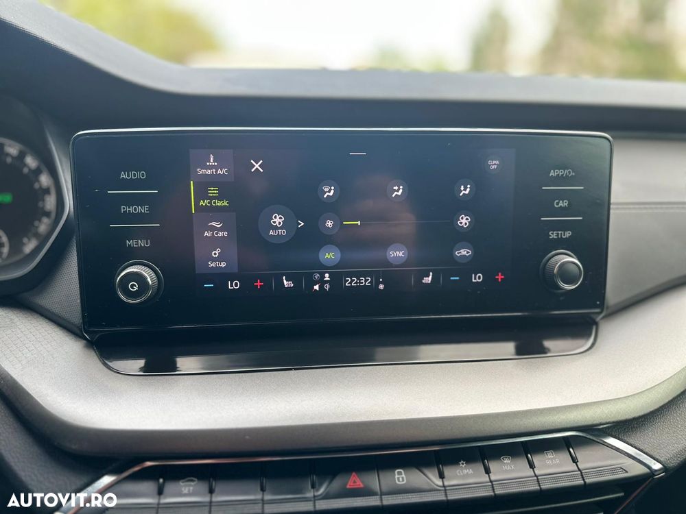 Skoda Octavia 2.0 TDI DSG Ambition - 20