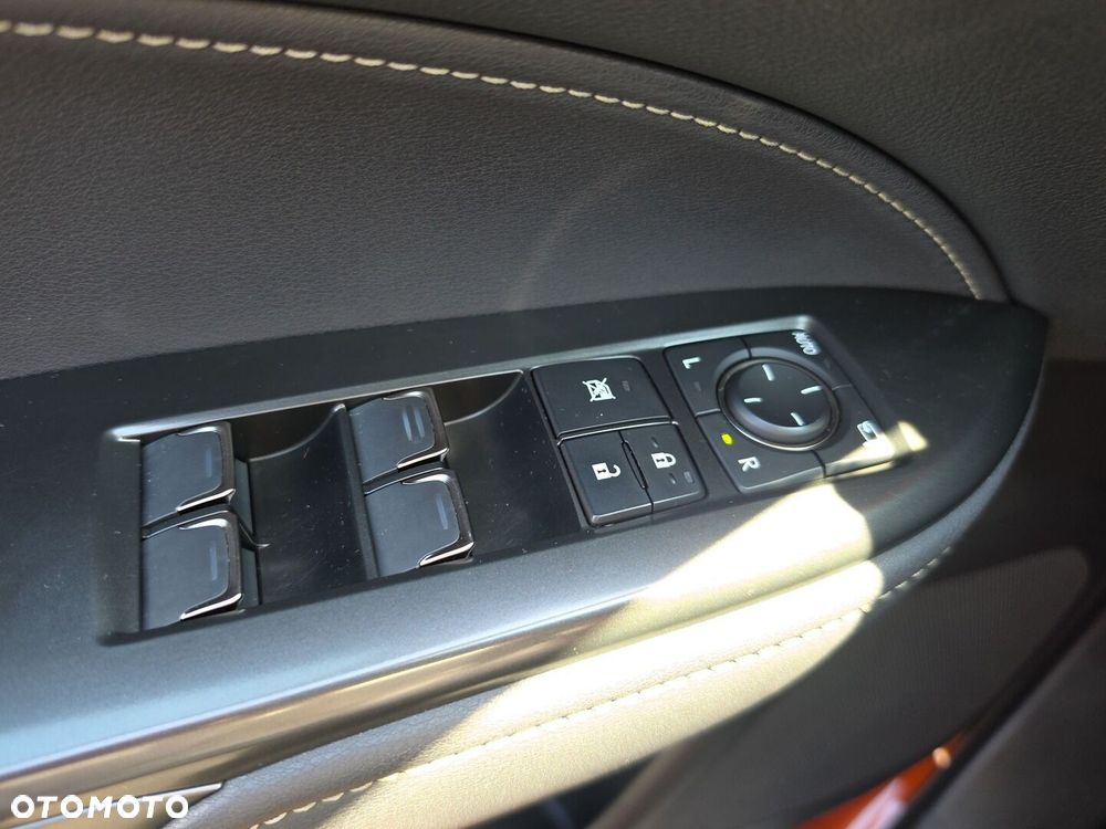 Lexus NX 350h Business AWD - 17