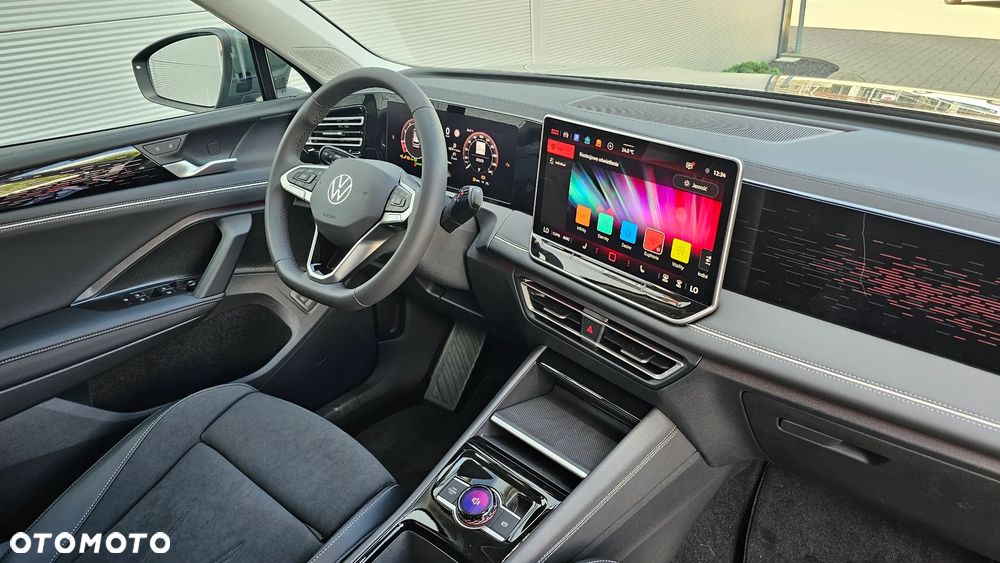 Volkswagen Tiguan - 23