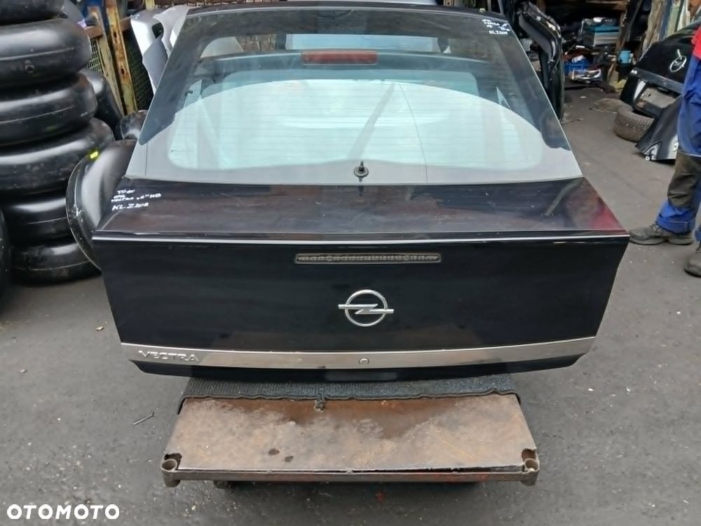 Opel Vectra C HB klapa bagażnika kod lakieru Z20R - 1