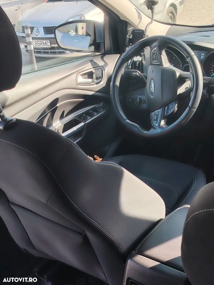Ford Kuga 2.0 TDCi 2WD Vignale - 5