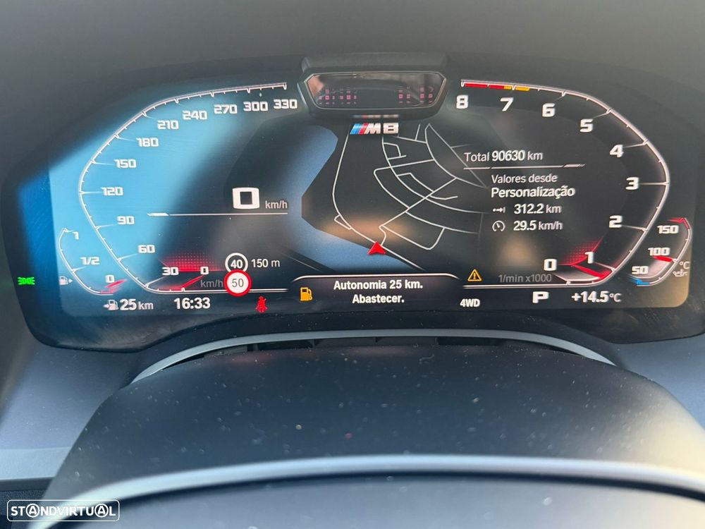 BMW M8 Competition - 25