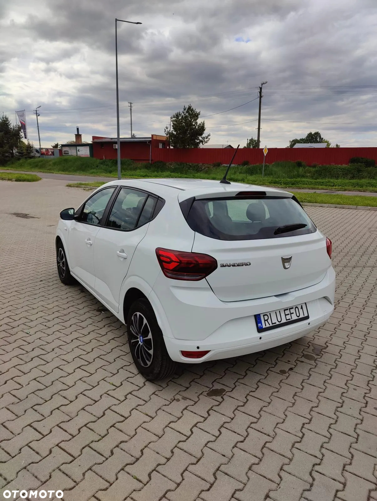 Dacia Sandero - 5