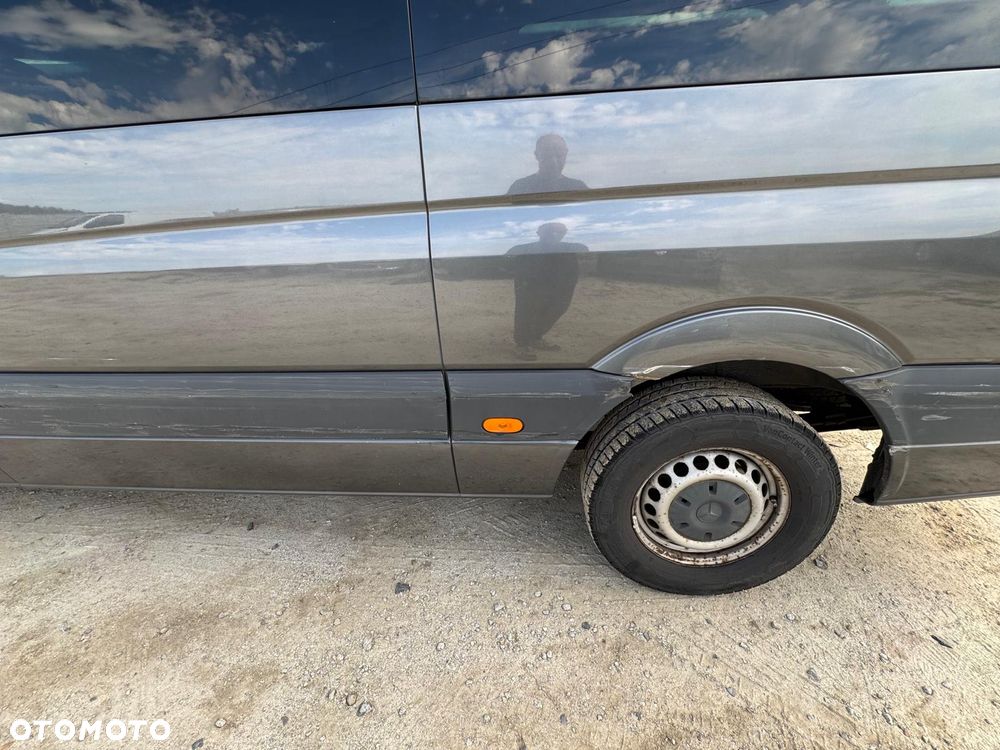 Mercedes-Benz Sprinter - 15