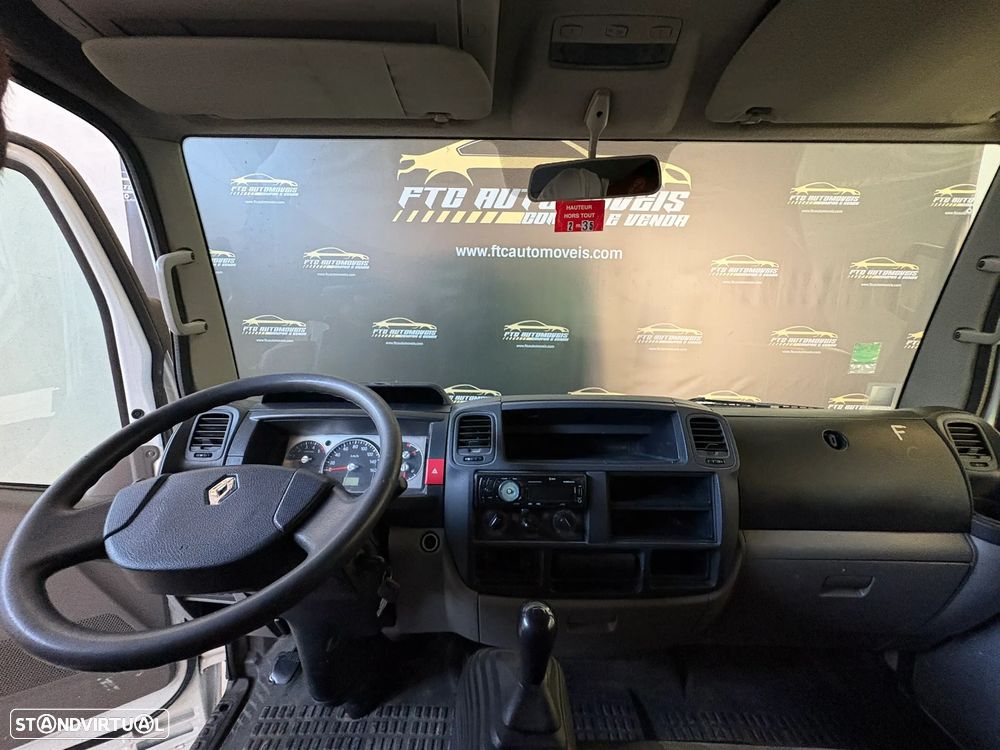 Renault MAXITY - 7