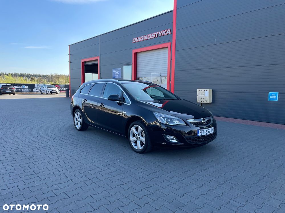 Opel Astra 1.4 Turbo Cosmo - 1