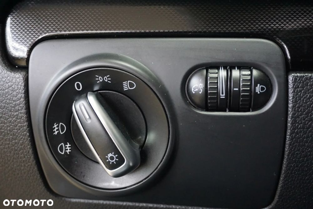 Volkswagen Golf 1.6 TDI DPF DSG Comfortline - 37