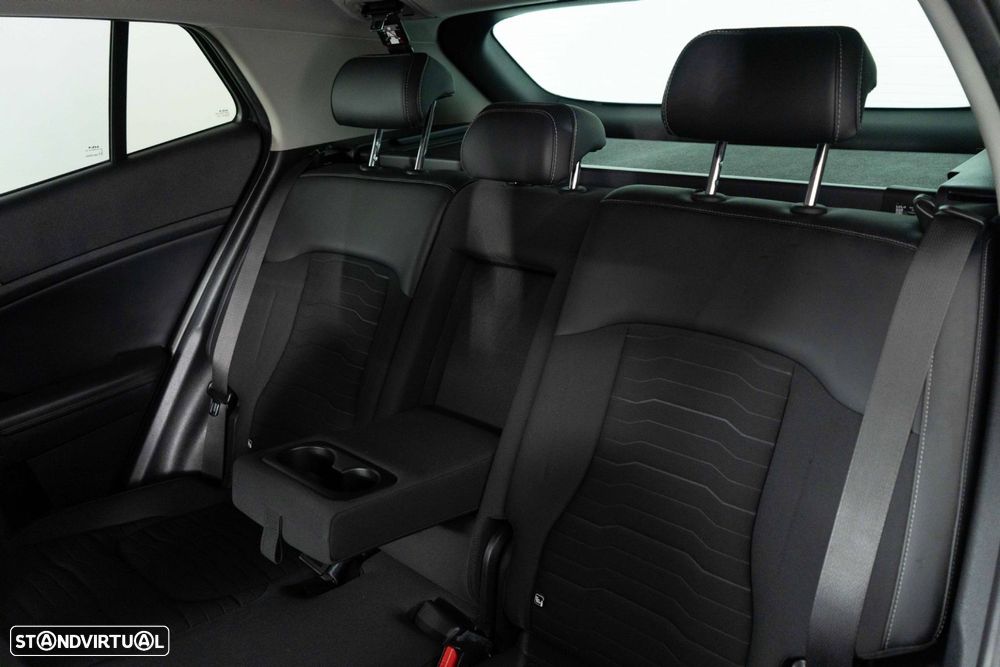 Kia Sportage 1.6 T-GDi PHEV Tech - 11