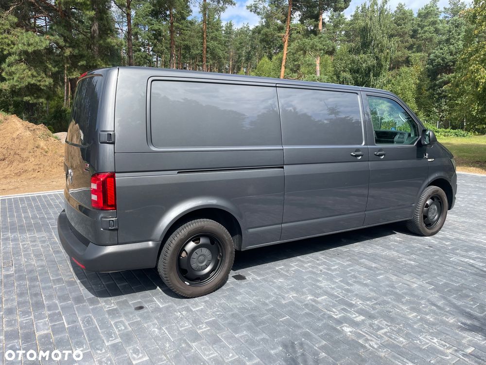 Volkswagen Transporter - 4