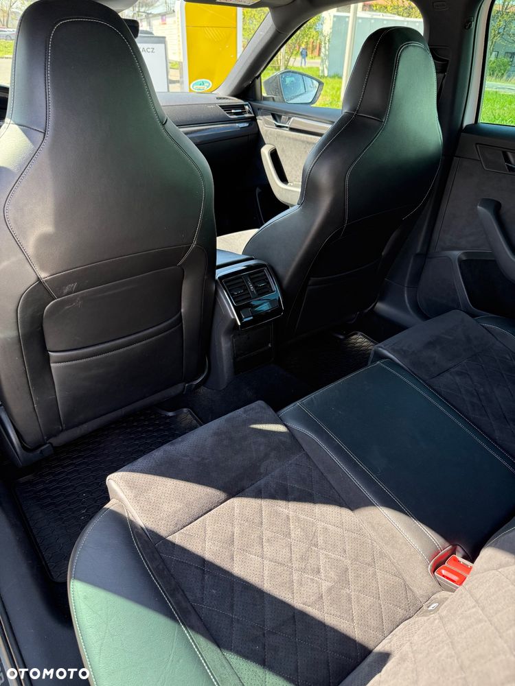 Skoda Superb 2.0 TDI Sportline DSG7 - 16