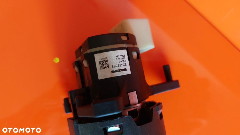 VOLVO FH4 - STACYJKA + KLUCZYK - 2