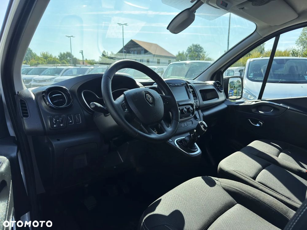 Renault Trafic - 8