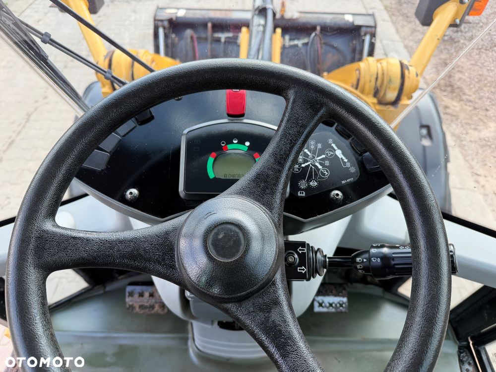 Caterpillar 907H - 25