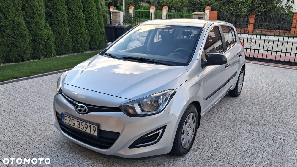 Hyundai i20 1.1 CRDi Classic + - 2