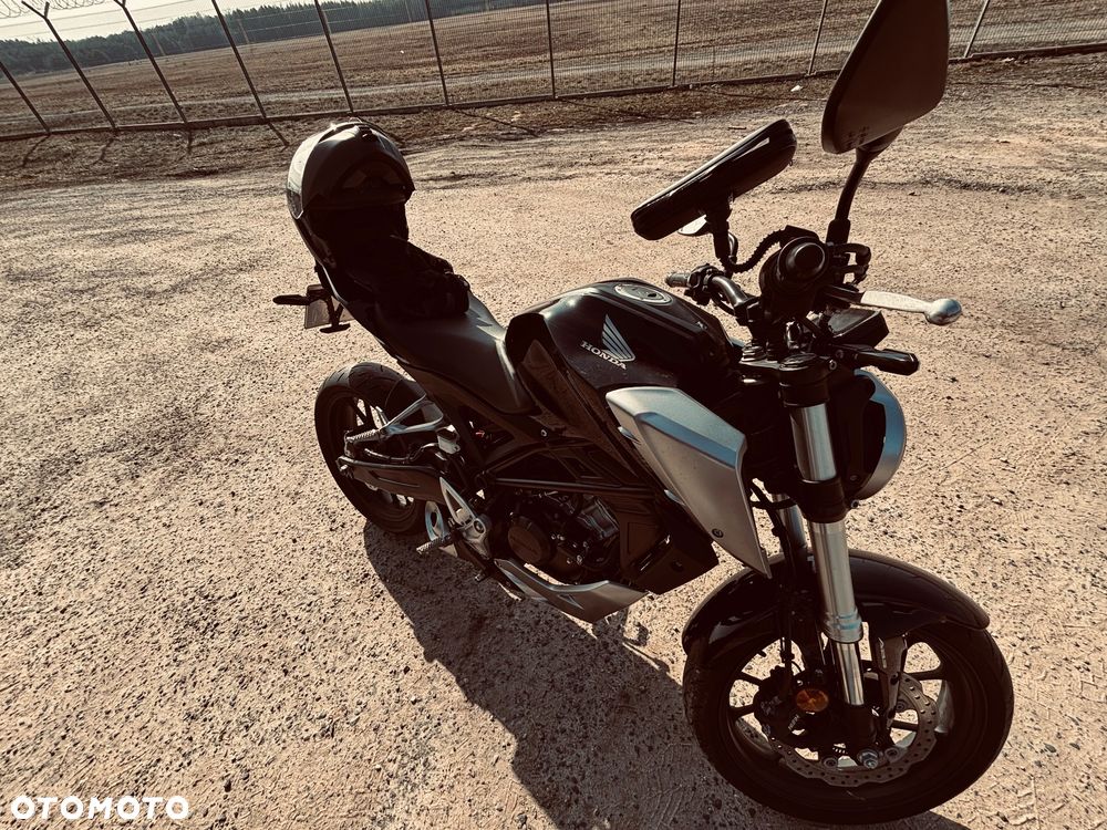 Honda CB - 2