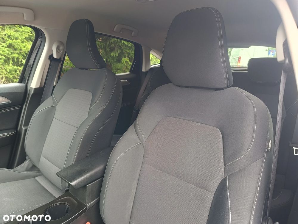 Renault Arkana E-TECH 145 INTENS - 13