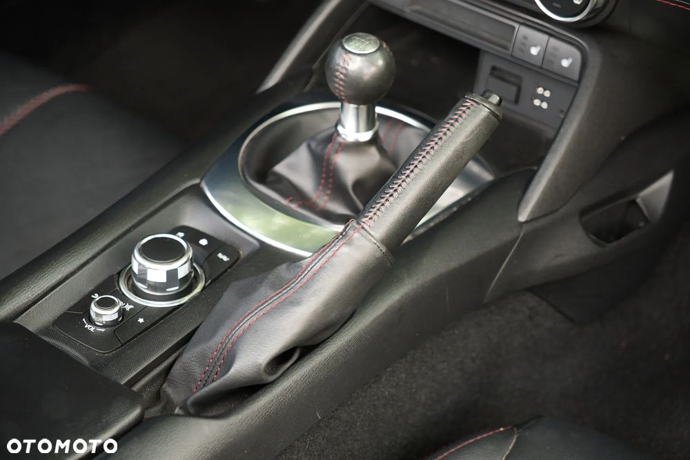 Mazda MX-5 SKYACTIV-G 131 Exclusive-Line - 36
