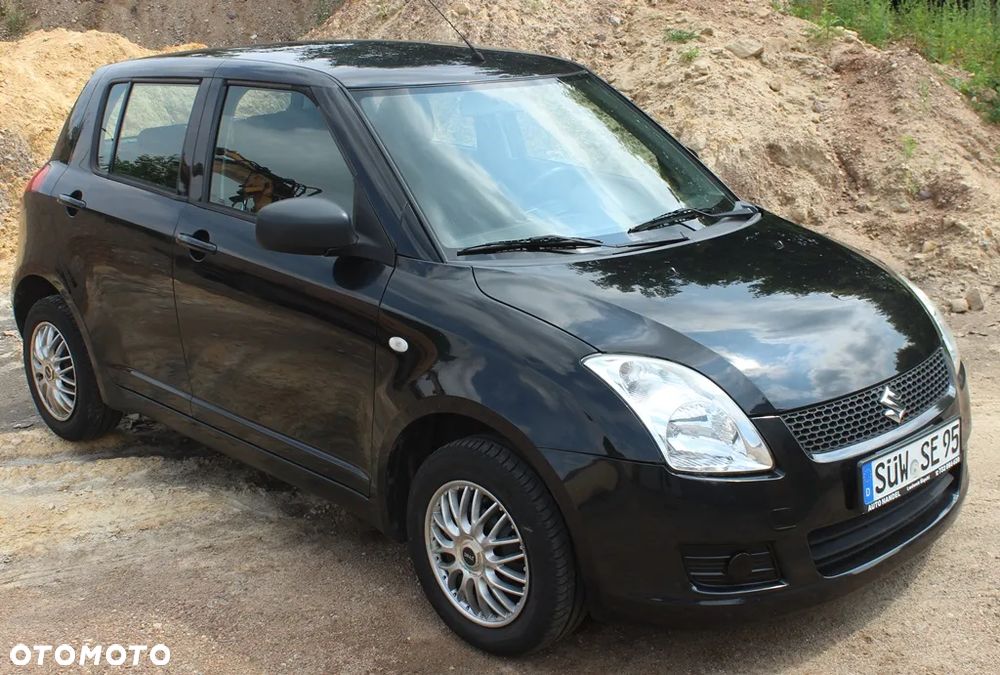Suzuki Swift - 1