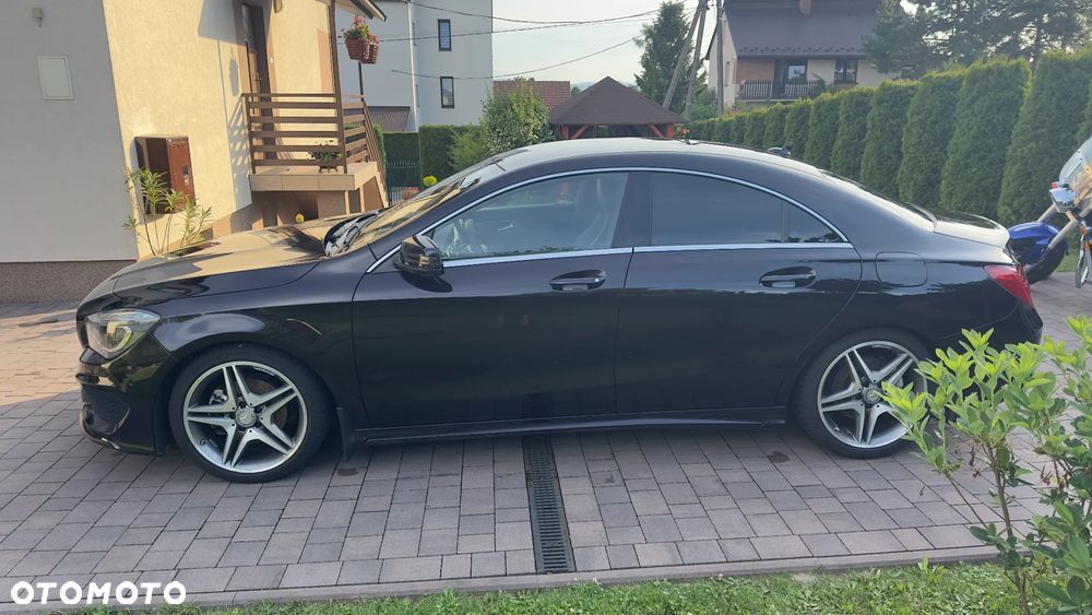 Mercedes-Benz CLA 200 7G-DCT AMG Line - 7