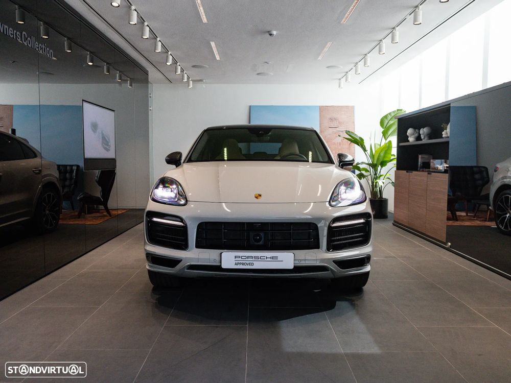 Porsche Cayenne Coupé E-Hybrid Platinum Edition - 12