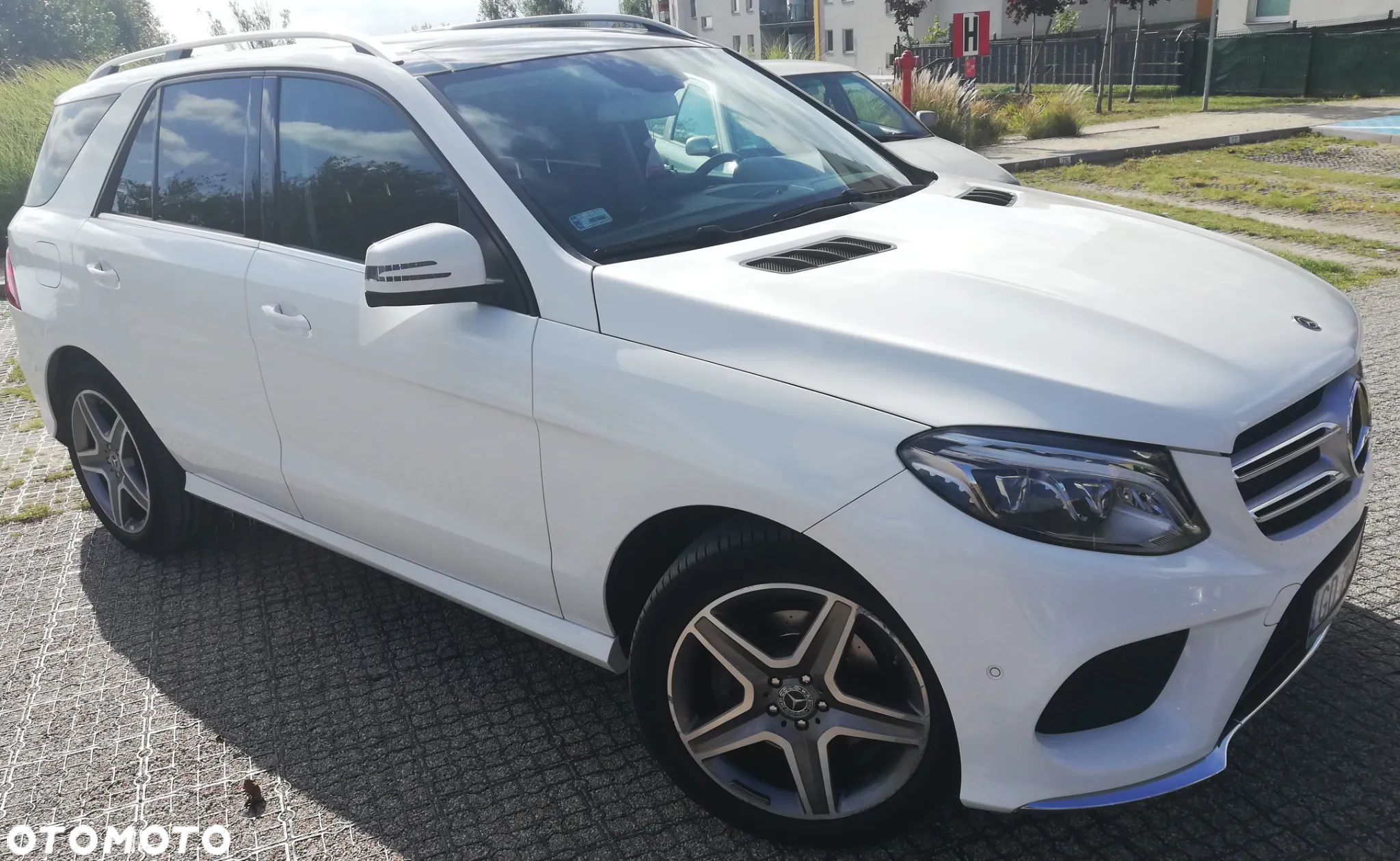 Mercedes-Benz GLE 350 d 4-Matic - 1