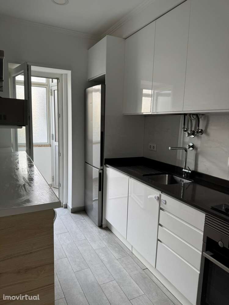 Apartamento T3 junto à Av. do Brasil – Campo Grande / Alvalade - Grande imagem: 5/47