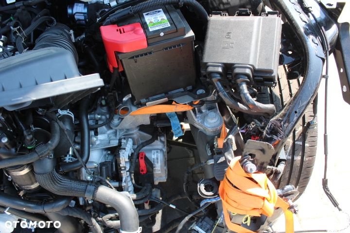 Ford Focus 1.0 EcoBoost mHEV Active X - 12
