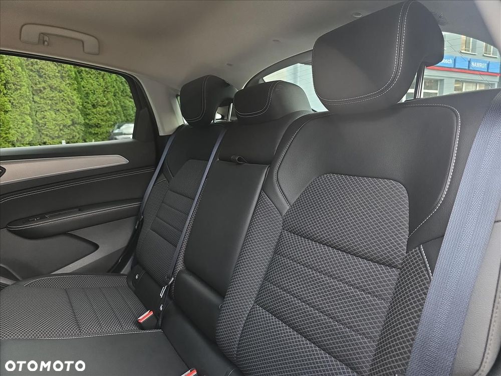 Renault Arkana 1.6 E-TECH Techno MMT - 17