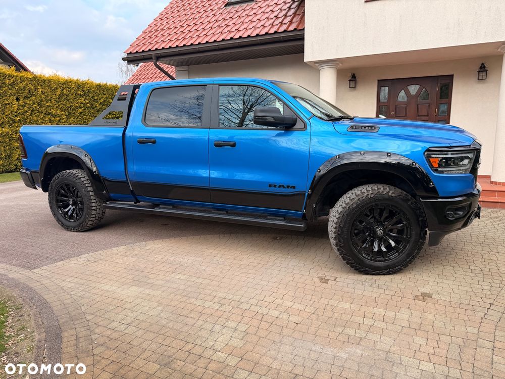 RAM 1500 Crew Cab Shortbed Bighorn - 5