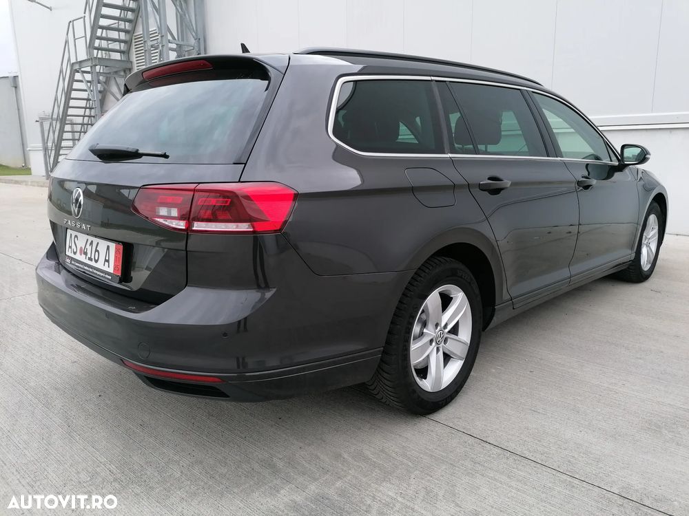 Volkswagen Passat Variant 2.0 TDI SCR DSG Business - 4
