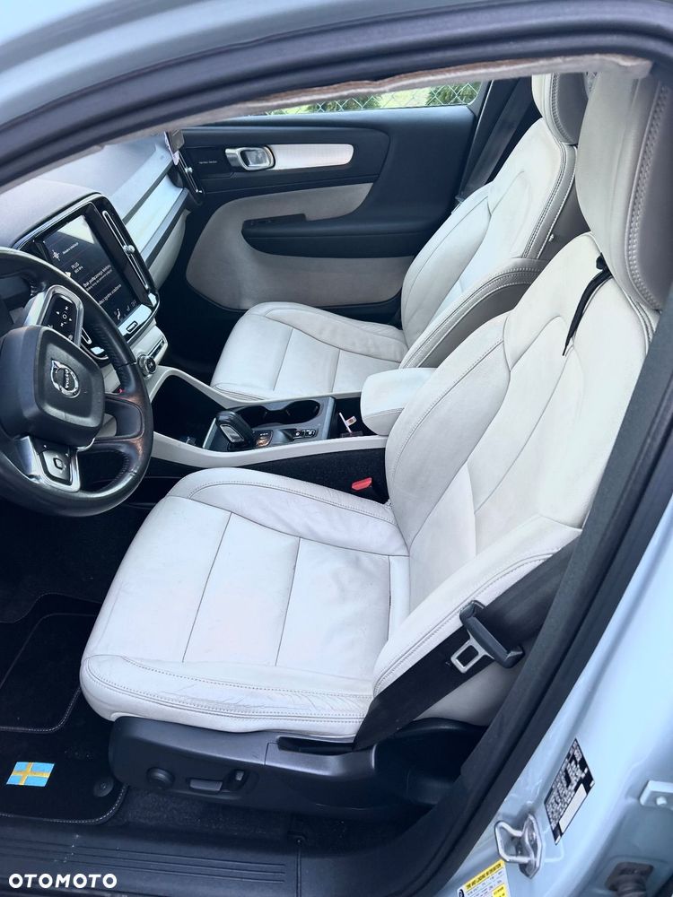 Volvo XC 40 T5 AWD Geartronic Momentum - 6