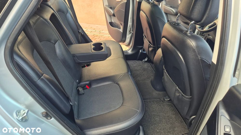 Hyundai ix35 2.0 Premium 2WD - 26