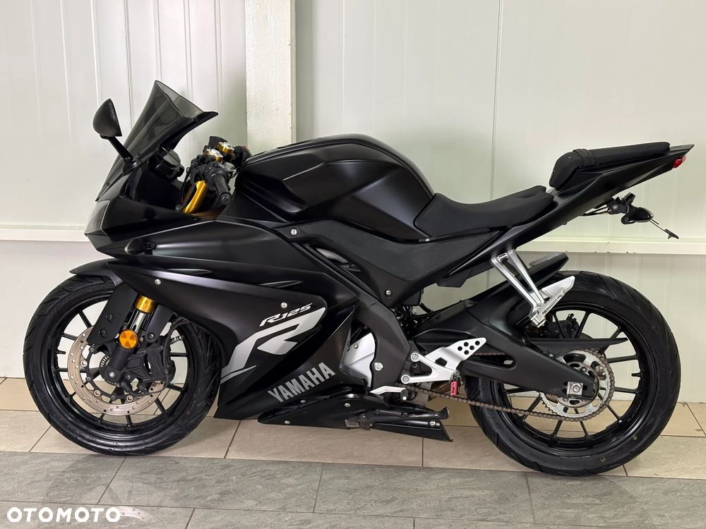 Yamaha YZF - 2