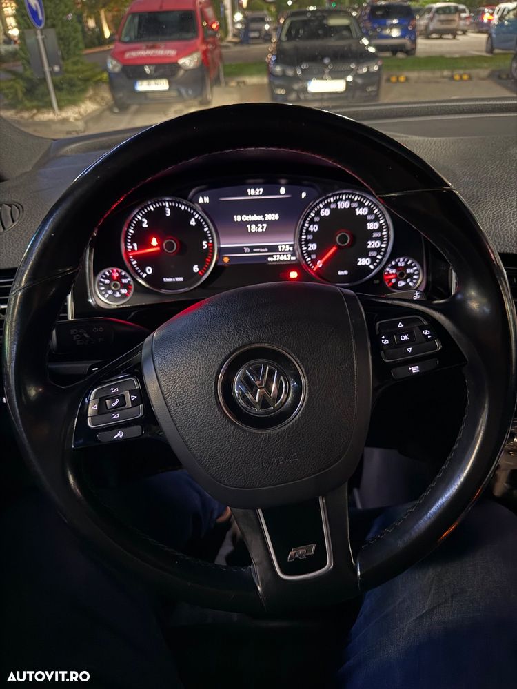 Volkswagen Touareg - 37