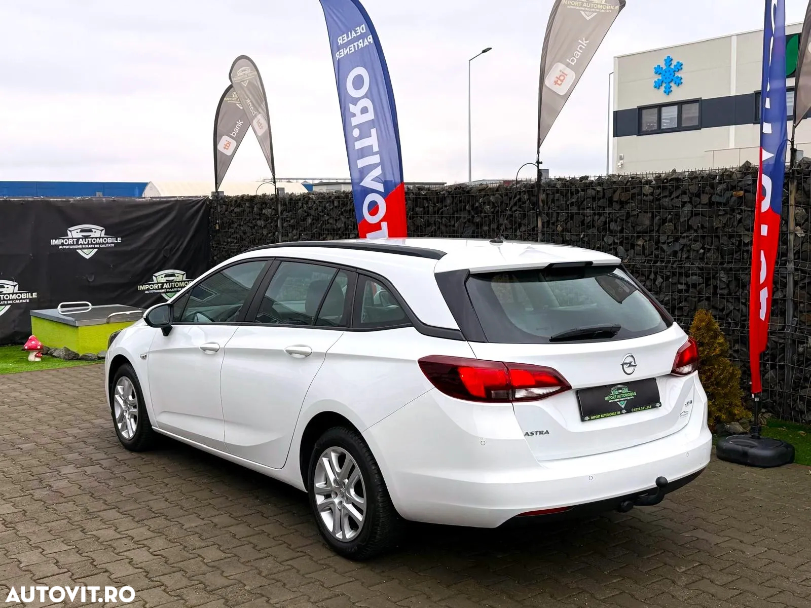 Opel Astra 1.6 CDTI ECOTEC Enjoy - 16