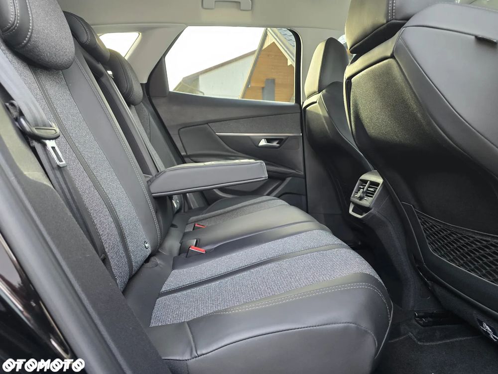 Peugeot 3008 2.0 BlueHDi Allure - 30