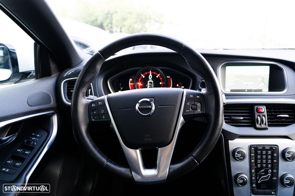 Volvo V40 Cross Country 2.0 D2 Volvo Ocean Race - 7