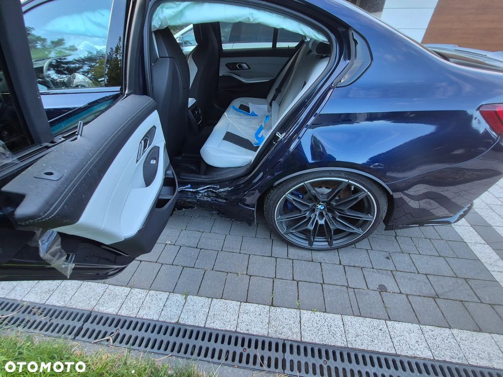 BMW M3 M Competition xDrive sport - 30