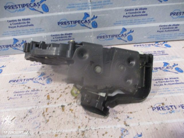 Fecho 30699159 9240004RHF VOLVO V50 2004 2.0D 136CV 5P CINZA TD 10 PINOS - 3