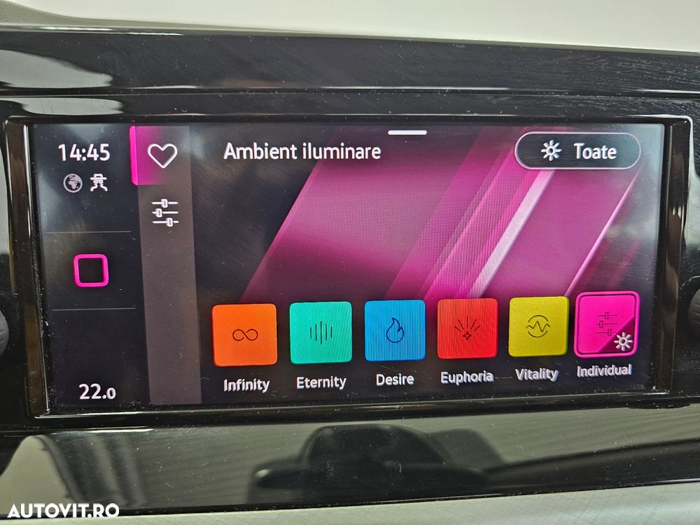 Volkswagen Golf 2.0 TDI Life - 16