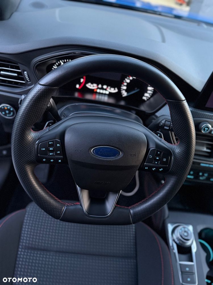 Ford Focus 1.0 EcoBoost ST-Line ASS PowerShift - 10