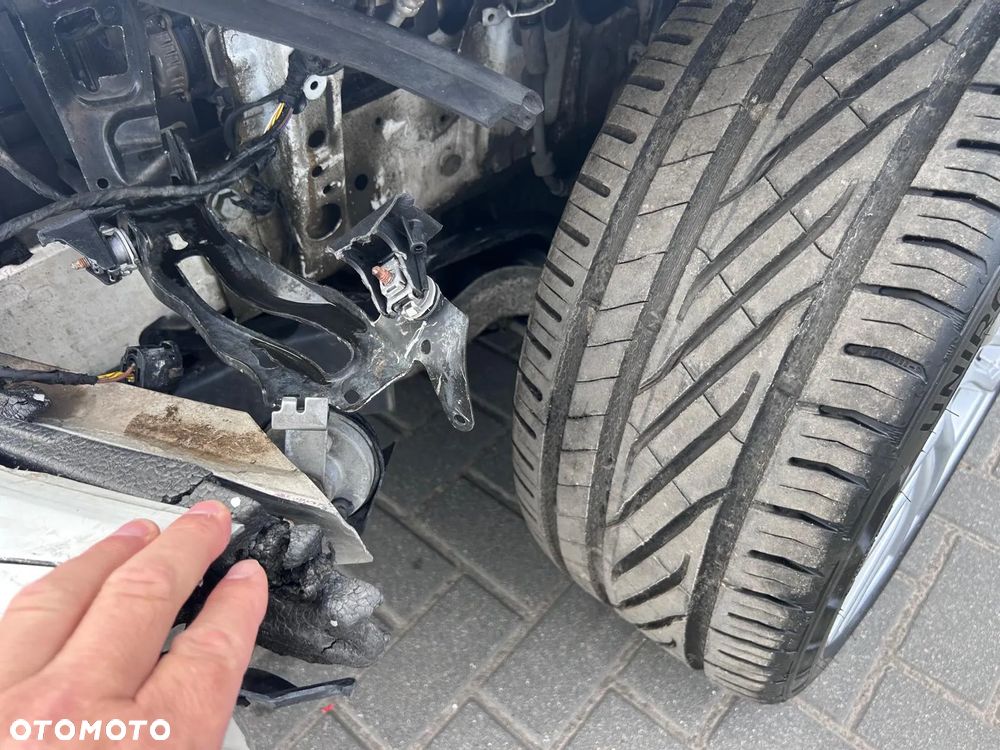 BMW Seria 4 420i xDrive M Sport - 24